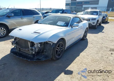 2019 Ford Mustang Ecoboost Premium z USA, uszkodzony, nr VIN 1FATP8UH8K5170254